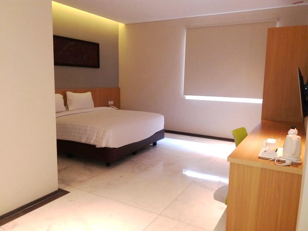 Vinotel Cirebon Exterior photo
